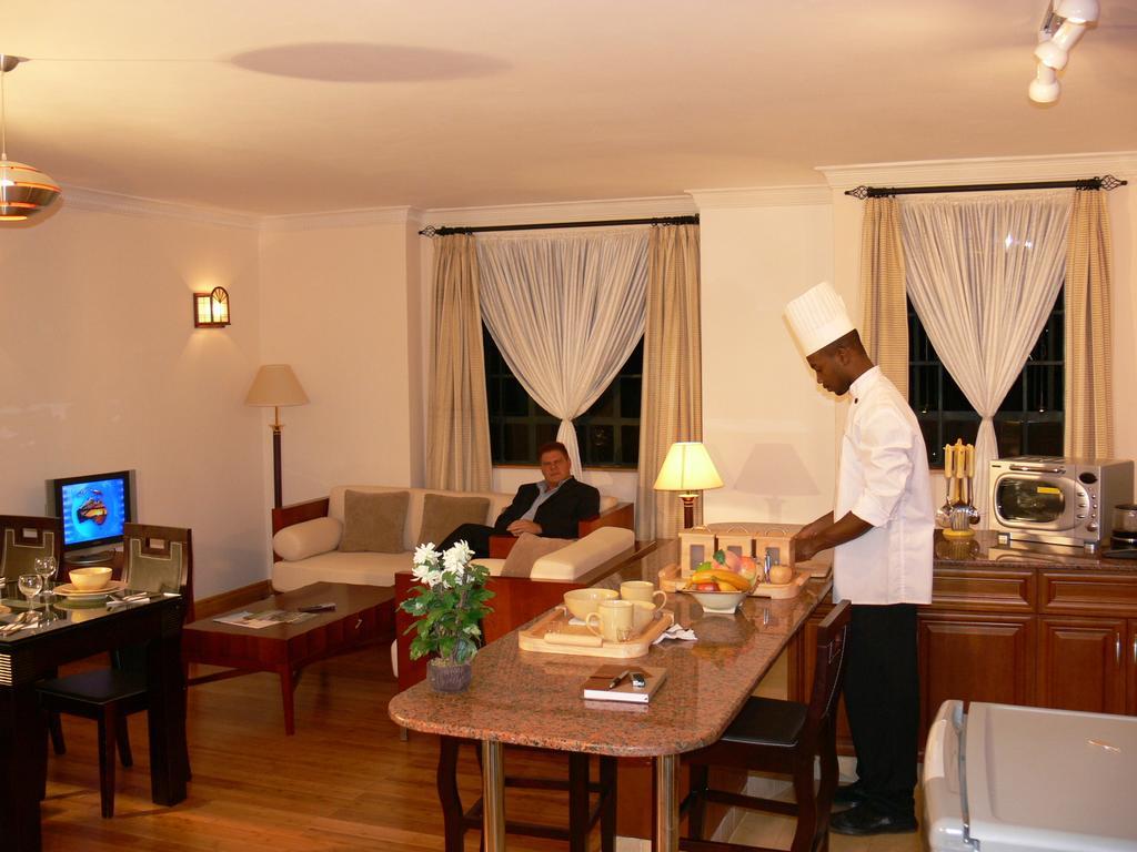 Natural Oak Apartments Nairobi Kamer foto