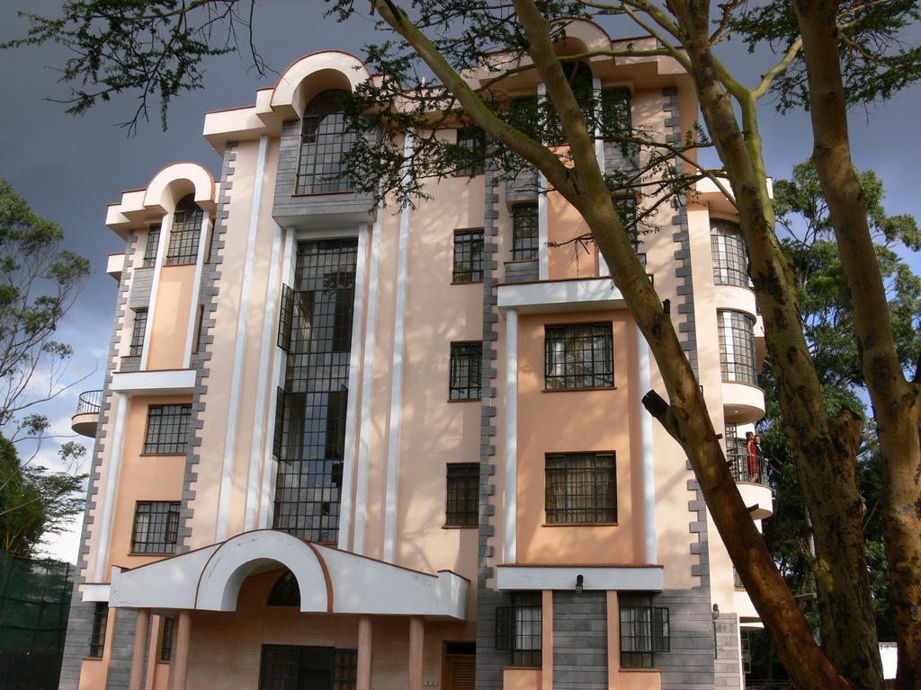 Natural Oak Apartments Nairobi Buitenkant foto