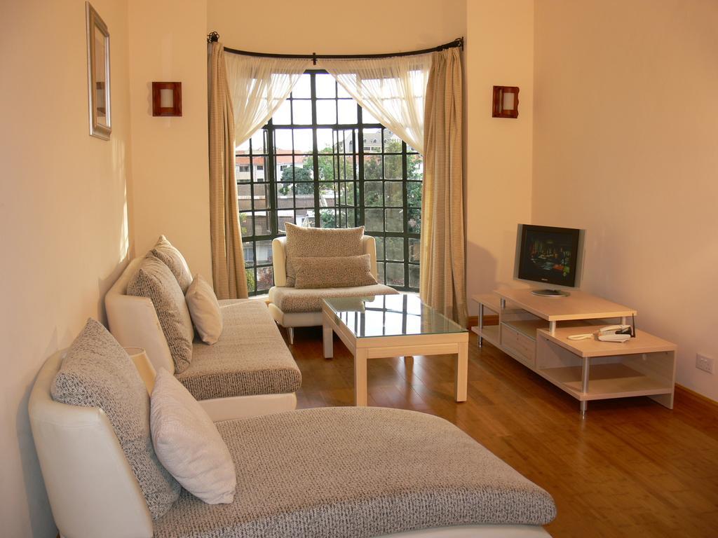 Natural Oak Apartments Nairobi Kamer foto