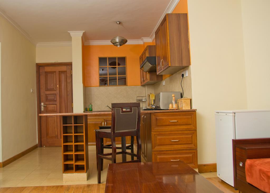 Natural Oak Apartments Nairobi Buitenkant foto